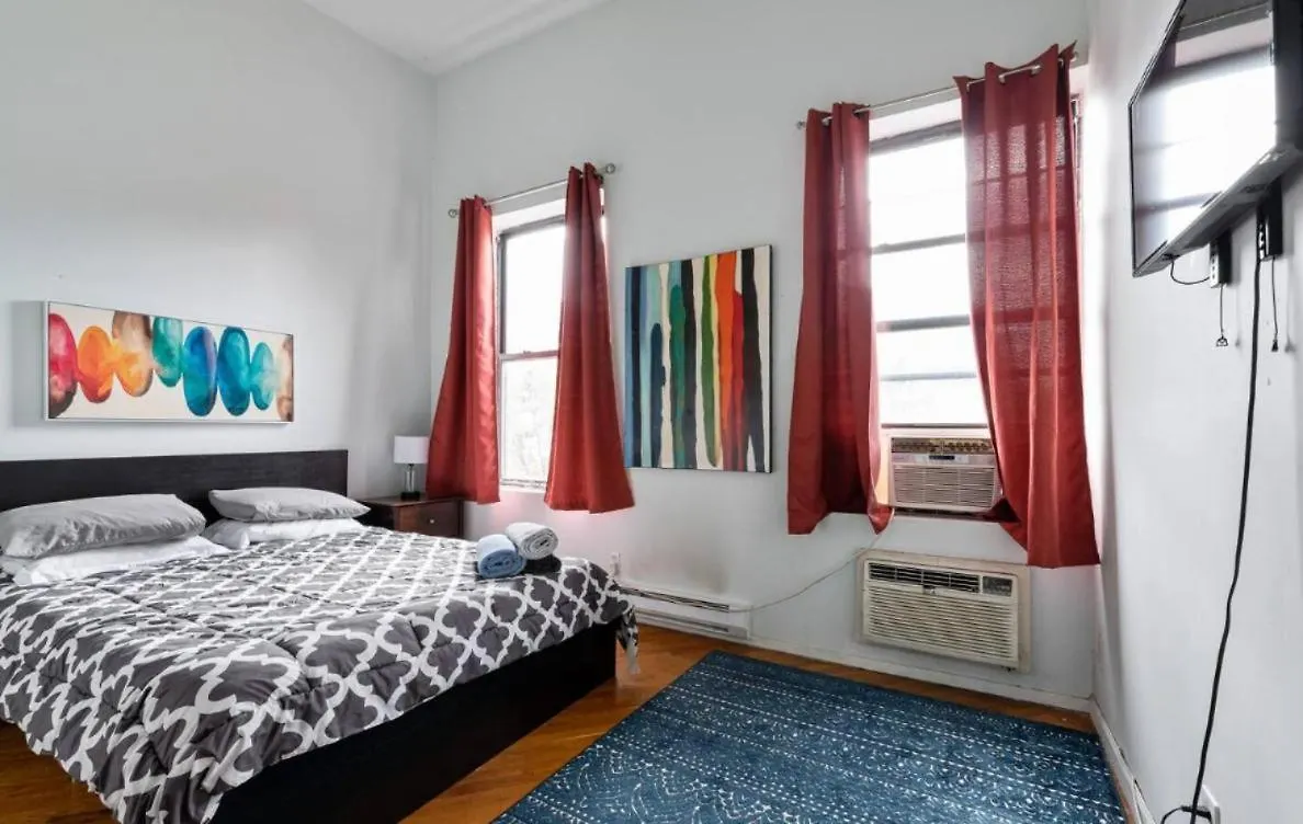 Majestic 3 Bedroom Apartment In Nyc! New York